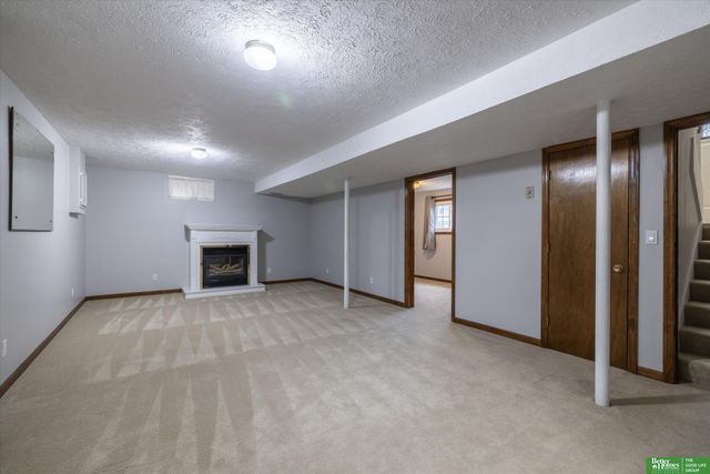 2908 S 136 Street, Omaha, NE 68144