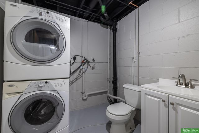 2908 S 136 Street, Omaha, NE 68144