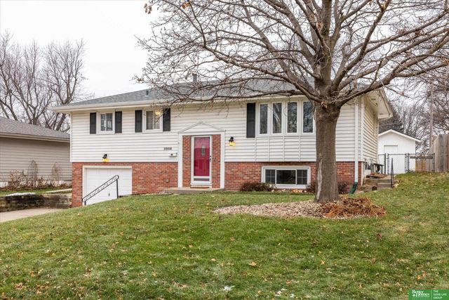 2908 S 136 Street, Omaha, NE 68144