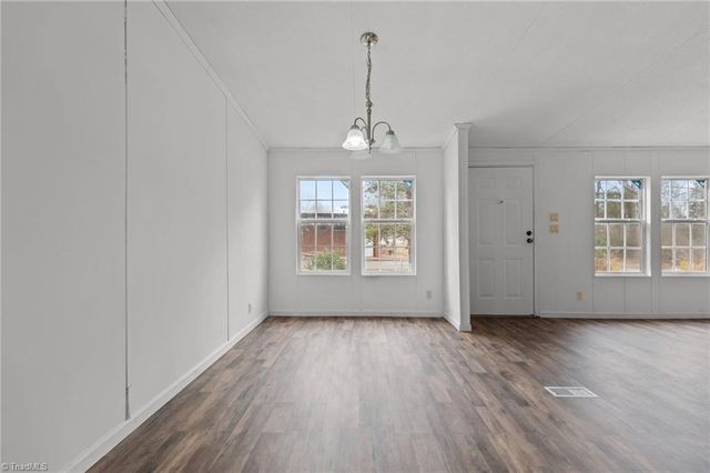 509 N Foster Street, Liberty, NC 27298