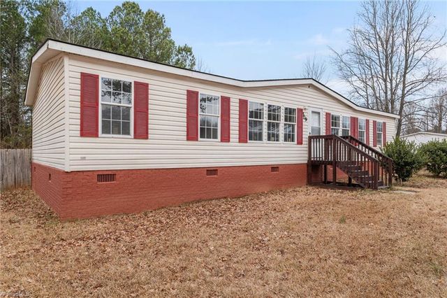 509 N Foster Street, Liberty, NC 27298