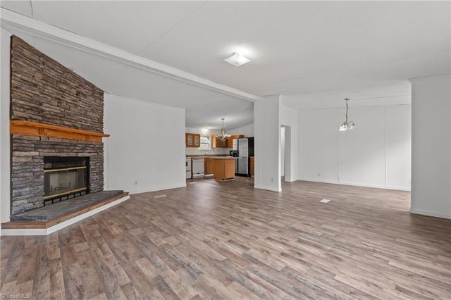 509 N Foster Street, Liberty, NC 27298