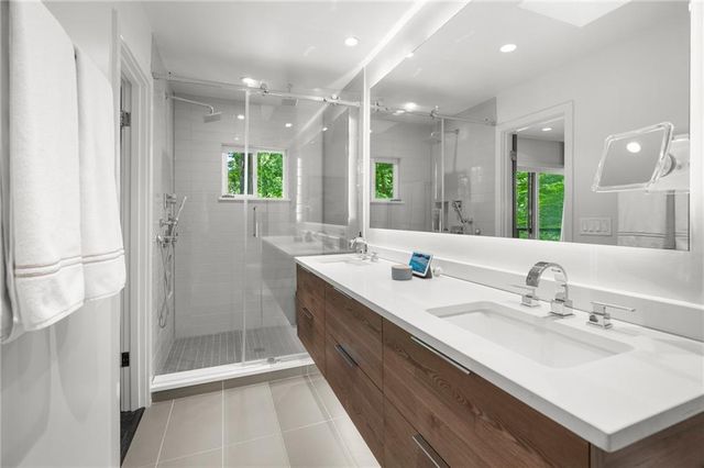 460 Valley Green Drive NE, Atlanta, GA 30342