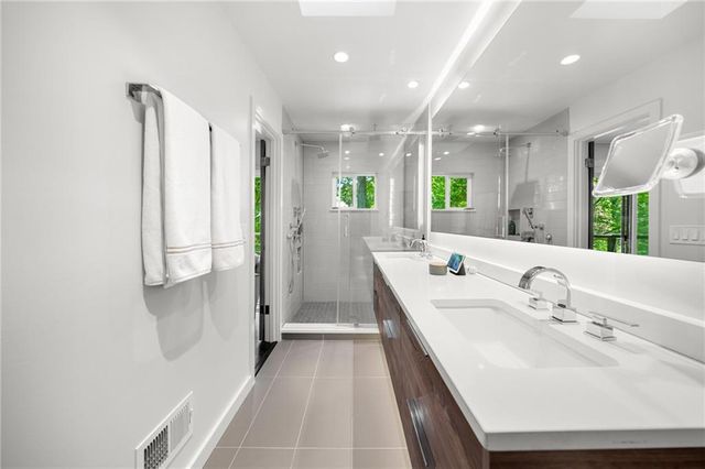 460 Valley Green Drive NE, Atlanta, GA 30342