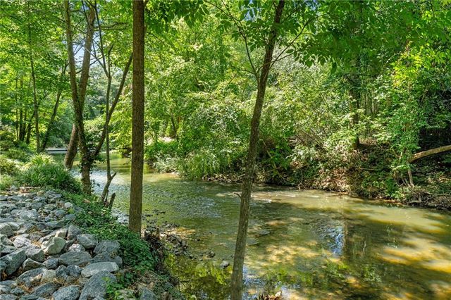 460 Valley Green Drive NE, Atlanta, GA 30342