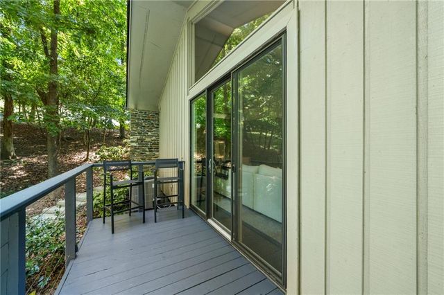 460 Valley Green Drive NE, Atlanta, GA 30342