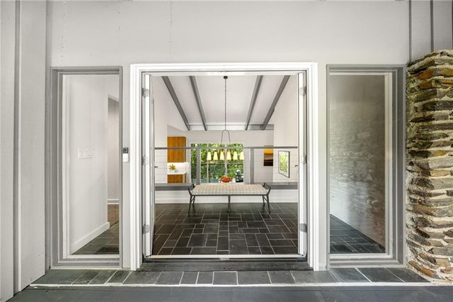 460 Valley Green Drive NE, Atlanta, GA 30342