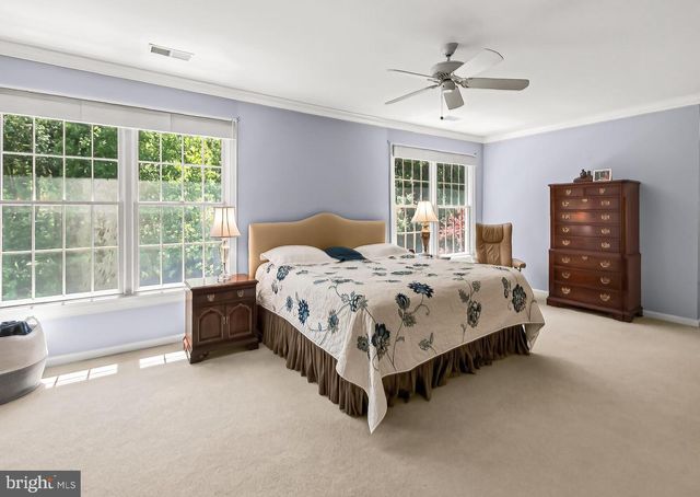 8750 COPELAND POND CT, Fairfax, VA 22031