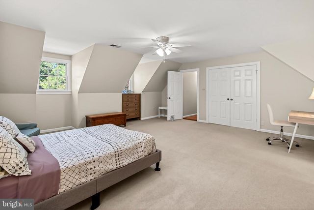 8750 COPELAND POND CT, Fairfax, VA 22031