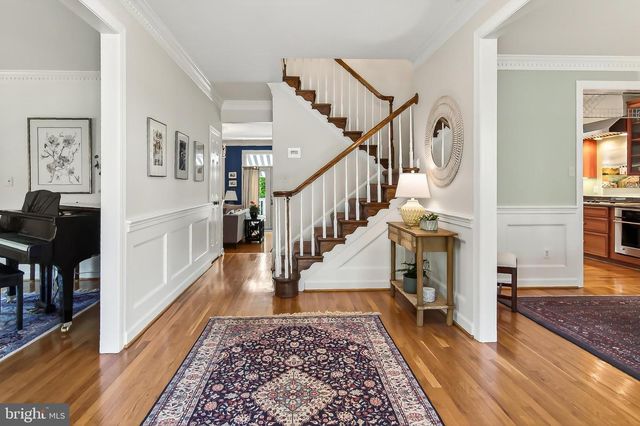 8750 COPELAND POND CT, Fairfax, VA 22031