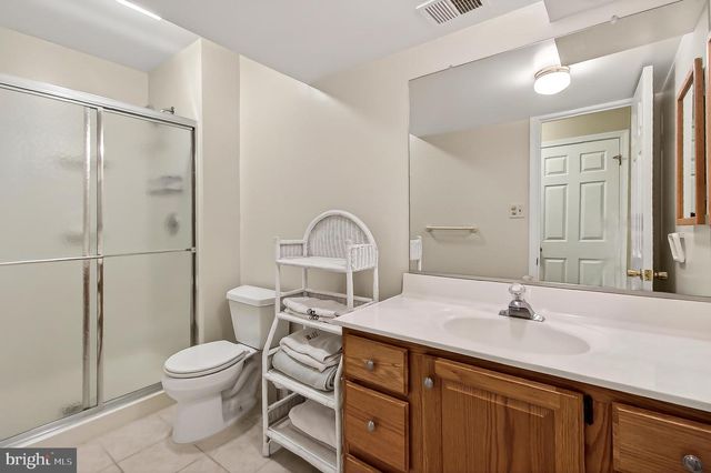 8750 COPELAND POND CT, Fairfax, VA 22031
