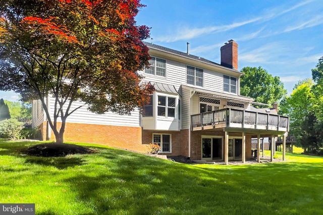 8750 COPELAND POND CT, Fairfax, VA 22031