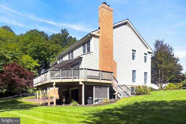 8750 COPELAND POND CT, Fairfax, VA 22031
