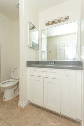 1265 Kendall 811, San Bernardino, CA 92407