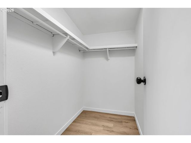 8261 Se IRIS St, Milwaukie, OR 97267