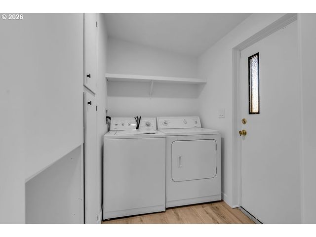 8261 Se IRIS St, Milwaukie, OR 97267
