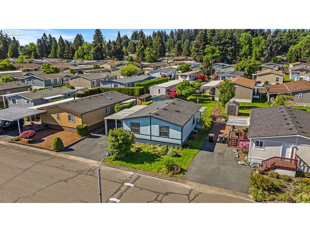 8261 Se IRIS St, Milwaukie, OR 97267
