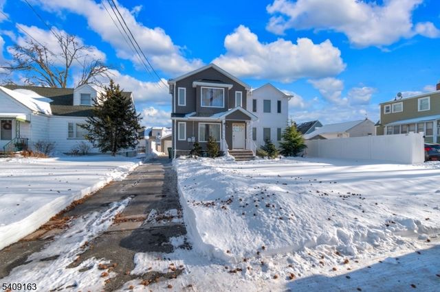 112 E 12Th St, Linden City, NJ 07036