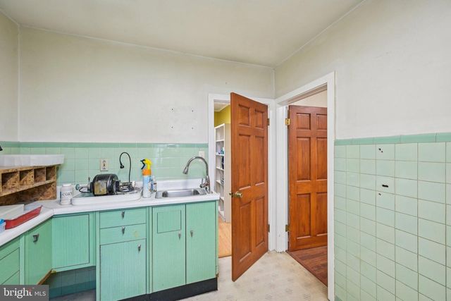 306 E 4TH ST, Bridgeport, PA 19405
