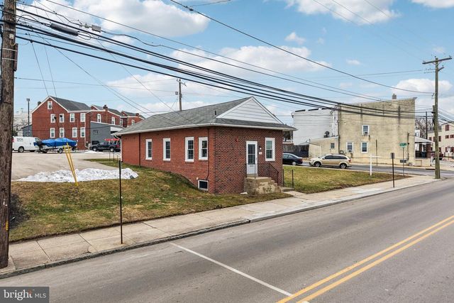 306 E 4TH ST, Bridgeport, PA 19405