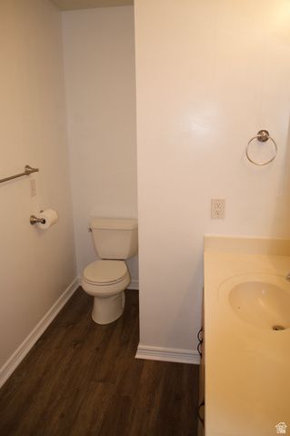 270 E CENTER ST, Bountiful, UT 84010