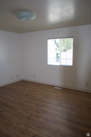 270 E CENTER ST, Bountiful, UT 84010