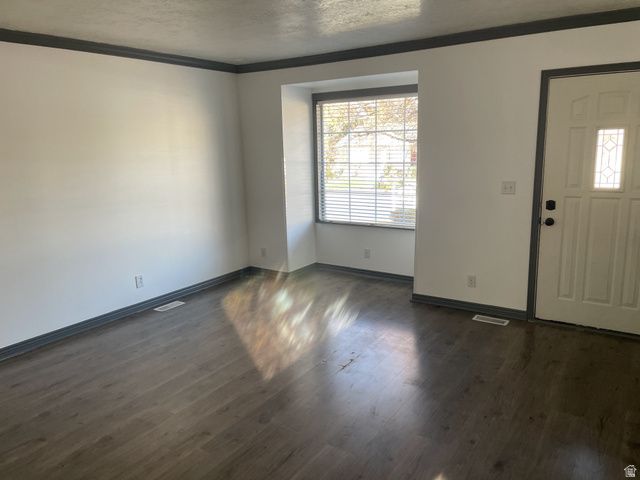 270 E CENTER ST, Bountiful, UT 84010