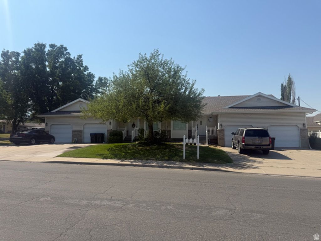 270 E CENTER ST, Bountiful, UT 84010