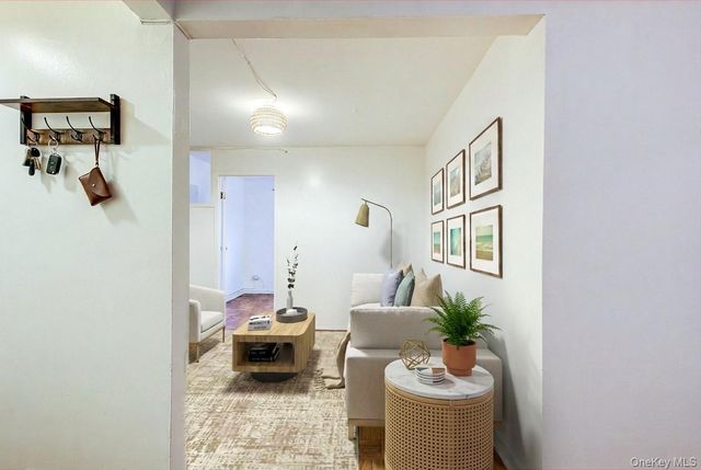 102-45 67th Road 1P, Forest Hills, NY 11375