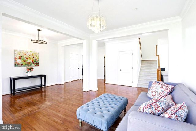 1035 THORNDALE DR, Lansdale, PA 19446