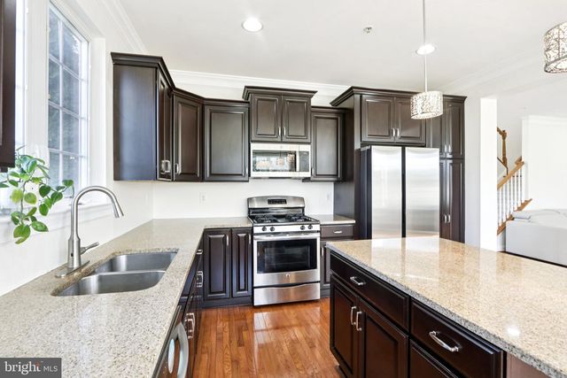 1035 THORNDALE DR, Lansdale, PA 19446