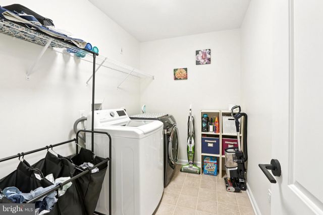 1035 THORNDALE DR, Lansdale, PA 19446