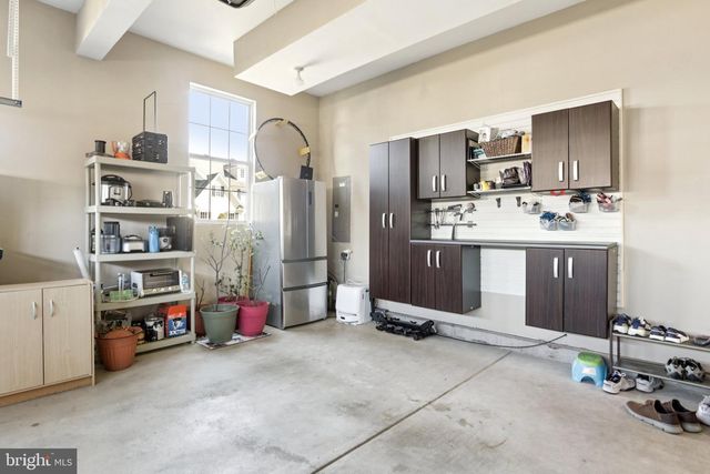 1035 THORNDALE DR, Lansdale, PA 19446