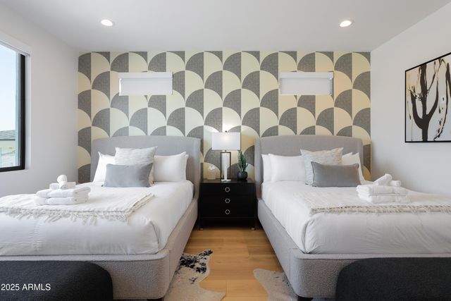 4707 N 73RD Street, Scottsdale, AZ 85251