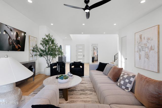 4707 N 73RD Street, Scottsdale, AZ 85251