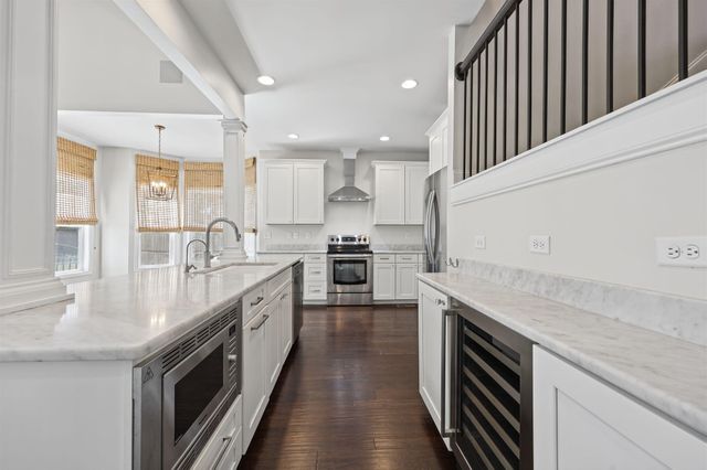 256 Bassett Avenue, Lexington, KY 40502