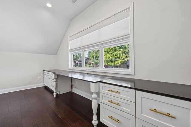 256 Bassett Avenue, Lexington, KY 40502