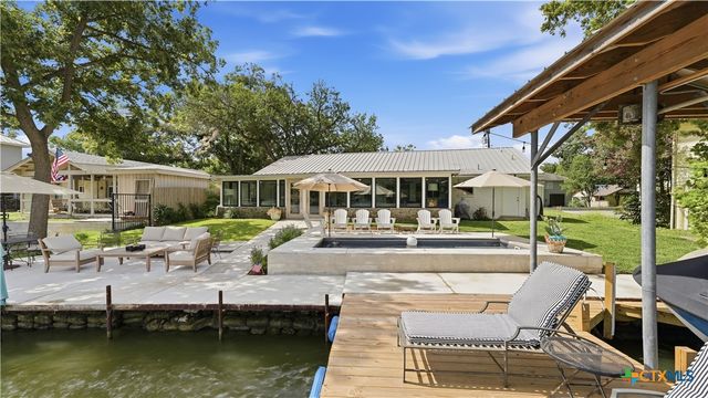 210 Admiral Benbow Lane, Mcqueeney, TX 78123