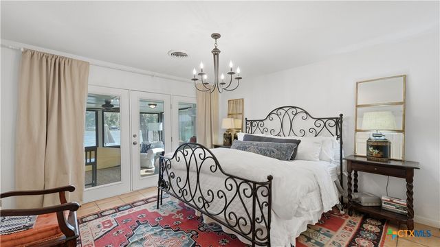 210 Admiral Benbow Lane, Mcqueeney, TX 78123