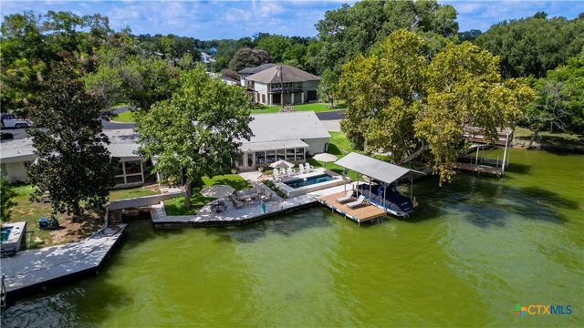 210 Admiral Benbow Lane, Mcqueeney, TX 78123