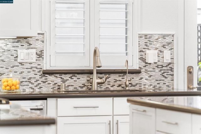 3016 3016 Threecastles Way, Dublin, CA 94568