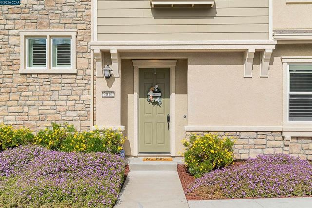 3016 3016 Threecastles Way, Dublin, CA 94568