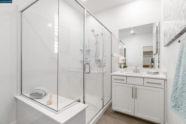 3016 3016 Threecastles Way, Dublin, CA 94568