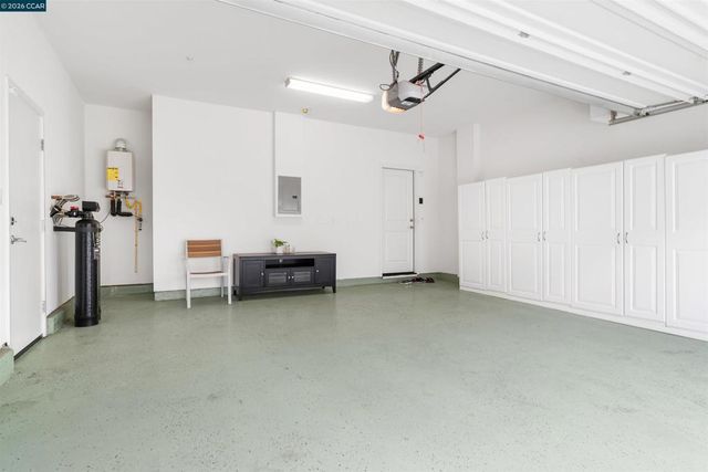 3016 3016 Threecastles Way, Dublin, CA 94568