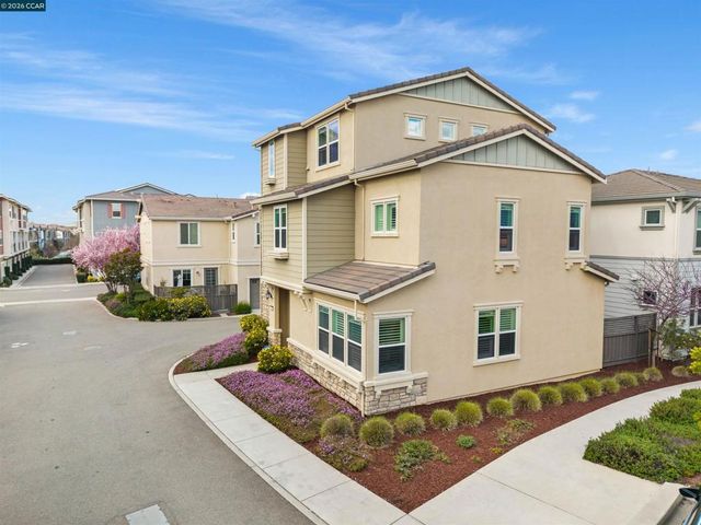 3016 3016 Threecastles Way, Dublin, CA 94568