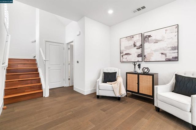 3016 3016 Threecastles Way, Dublin, CA 94568