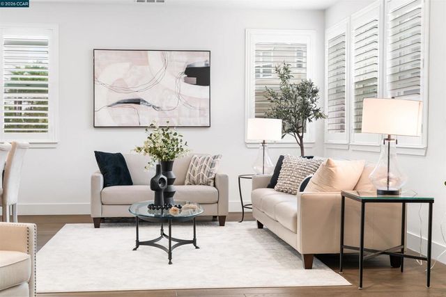 3016 3016 Threecastles Way, Dublin, CA 94568