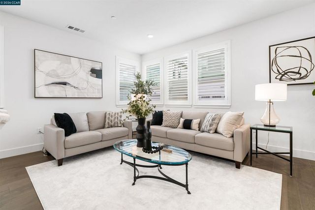 3016 3016 Threecastles Way, Dublin, CA 94568