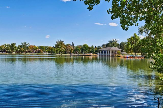 658 S Logan Street, Denver, CO 80209