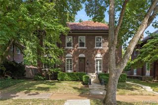 316 Melville Avenue, University City, MO 63130